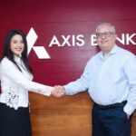 अमृता फडणवीसांनी दिला अ‍ॅक्सिस बँकेच्या नोकरीचा राजीनामा