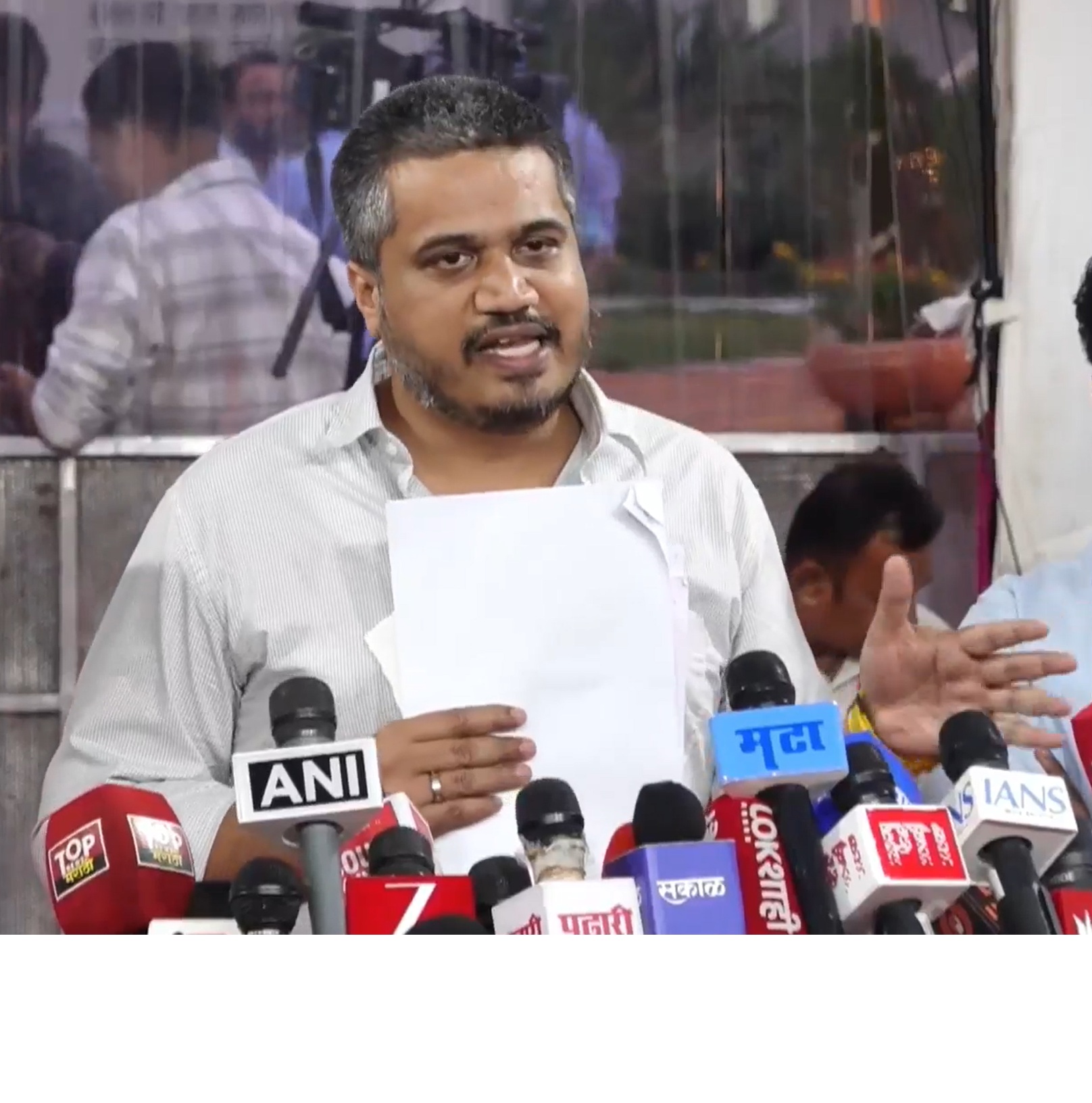 रोहीत पवारांचा ‘लेटरबॉम्ब’