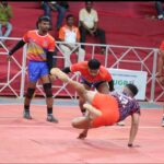 ओम ज्ञानदीप क्रीडा मंडळ कबड्डी स्पर्धेत बाद फेरीत दिग्गज संघांची धडक