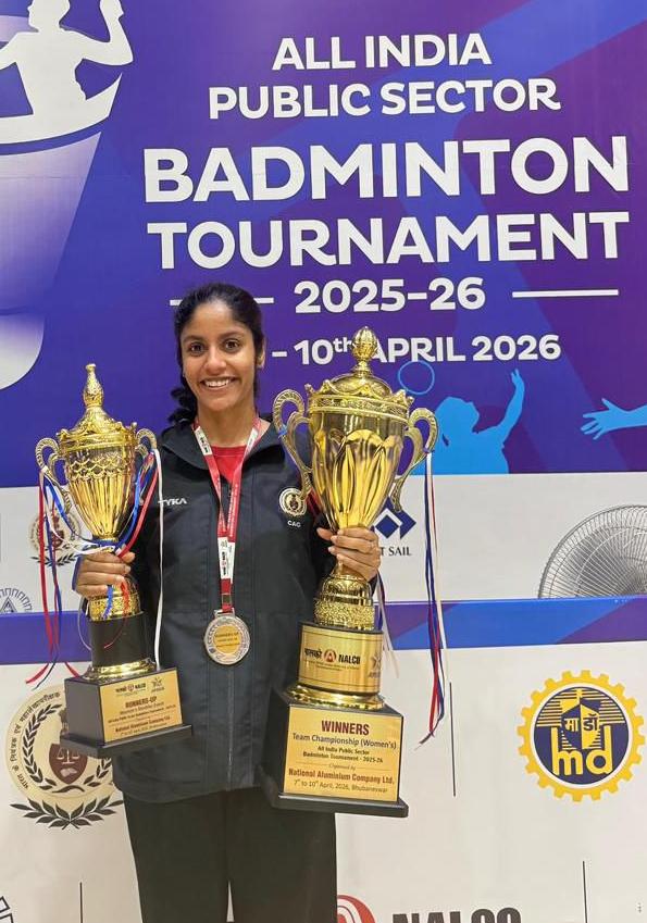  महिला शक्तीचा दमदार ‘स्मॅश’