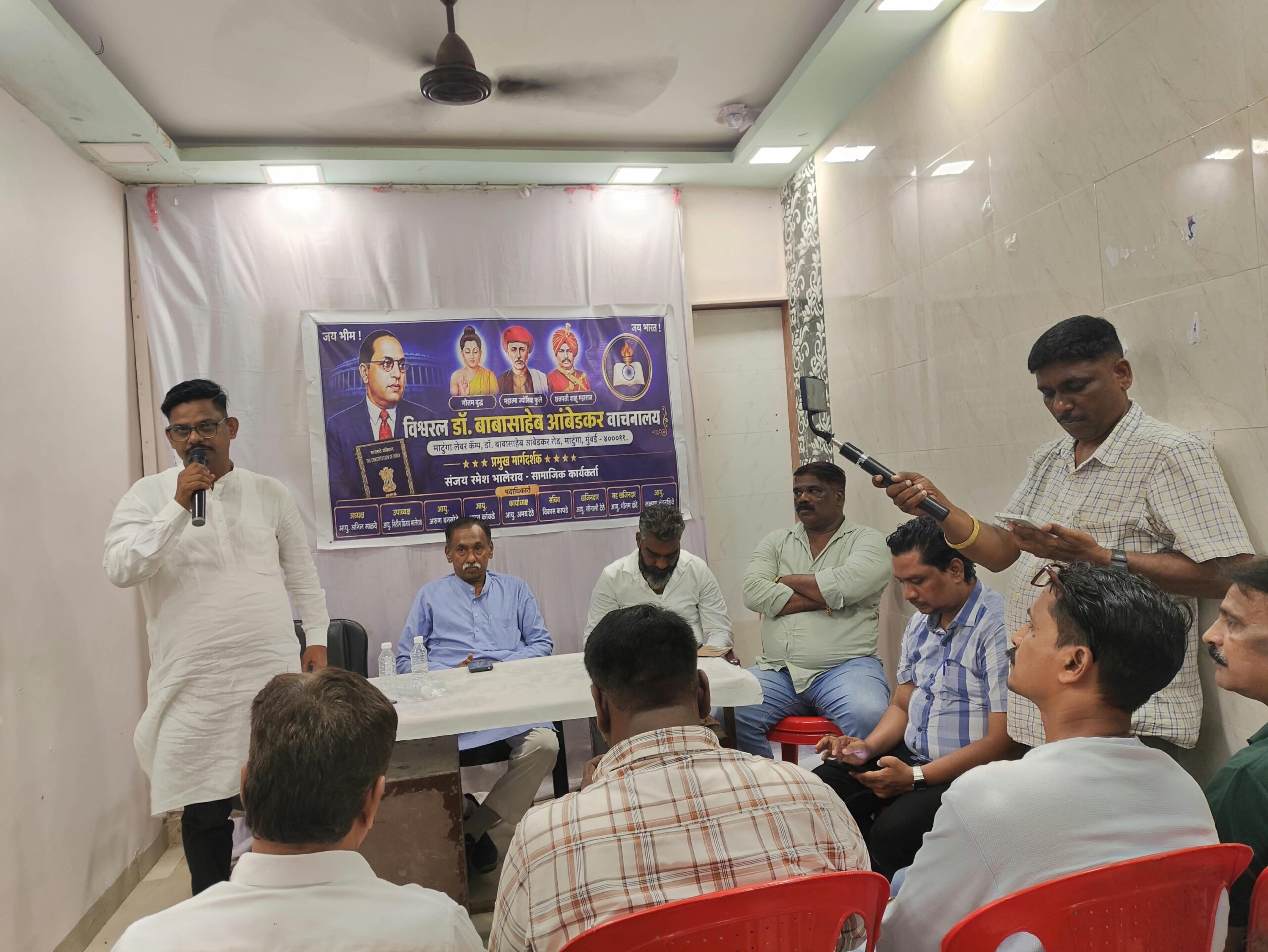 धारावीचा मास्टर प्लॅन जाहीर करा